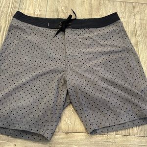 Men’s Linksoul board shorts size 34
